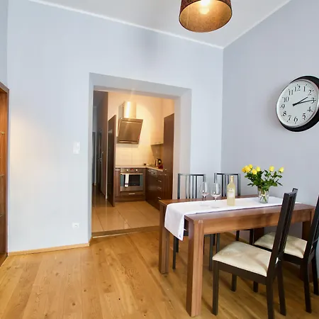 7 Koron - Exclusive * クラクフ