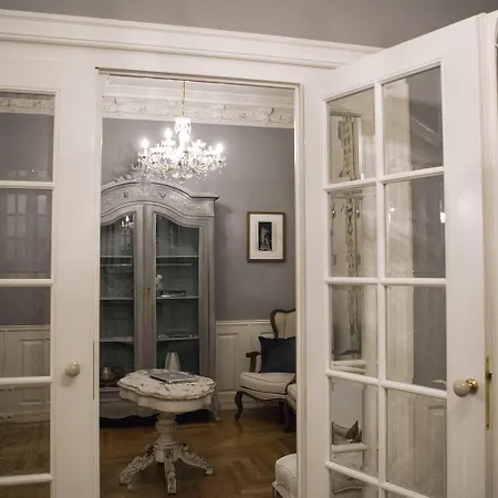 7 Koron - Exclusive アパート *