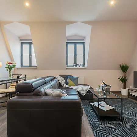 7 Koron - Exclusive Apartment *