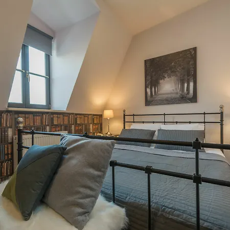 7 Koron - Exclusive Apartment Krakow