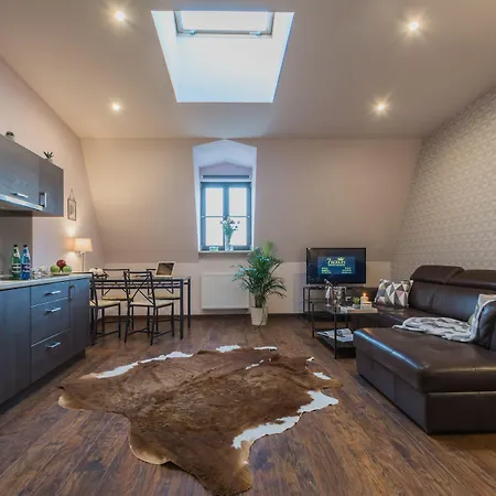 7 Koron - Exclusive *